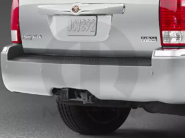 Trailer Tow Receiver Kit - Mopar (82210245)