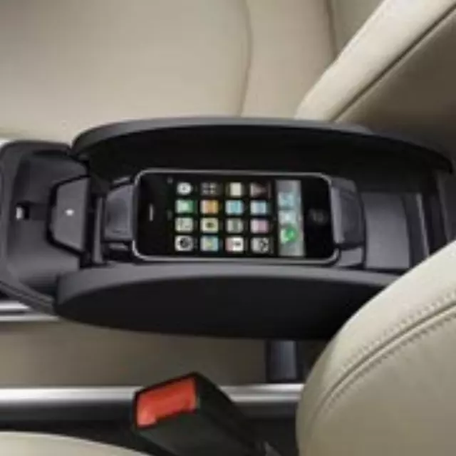 84210415023 - Audio/Video: Snap-In Adapter For Apple Iphone 3G And 3Gs for Mini Image