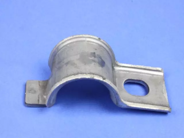 4656927AA - Rear Suspension: Stabilizer Bar Grommet Retainer for Chrysler: PT Cruiser Image