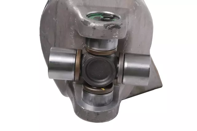 Drive Shaft - GM (23251163)