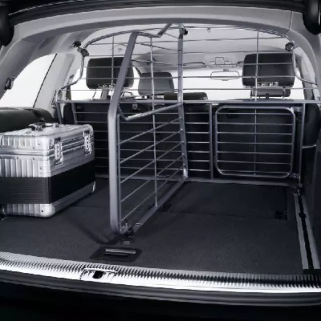 4L0017222A - Hauling: Luggage Compartment Longitudinal Partition for Audi: Q7 Image