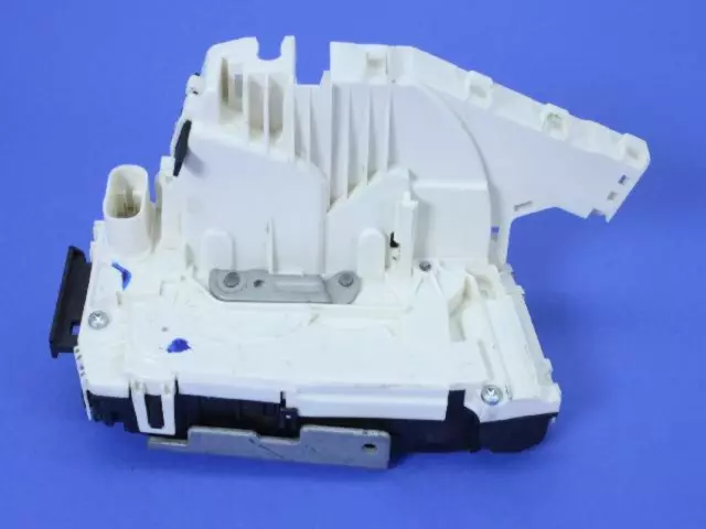 Front Door Latch, Right - Mopar (4589920AD)