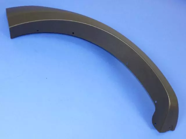 Fender Applique, Left - Mopar (5KH51CD7AB)