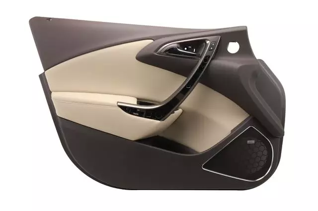 Light Neutral Front Driver Side Door Trim - GM (84037161)