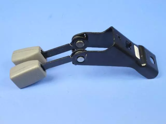 Rear Inner Seat Belt - Mopar (5JY841D5AA)
