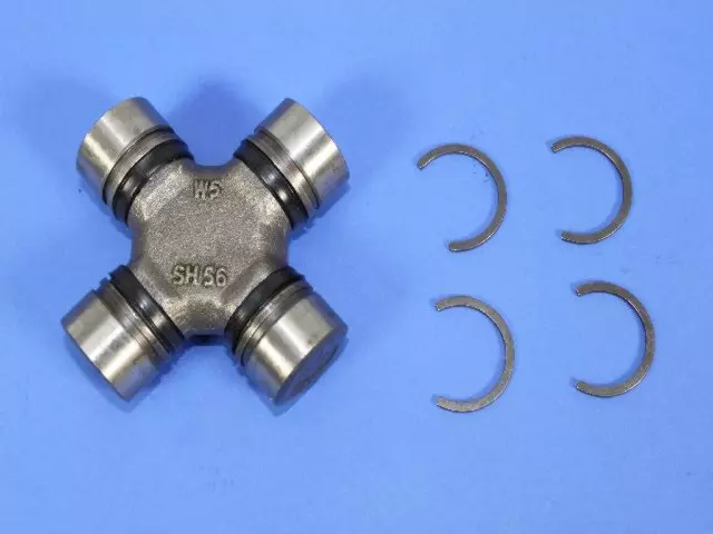 J8126637 - Front Drive Axle: Universal Joints for Jeep: Cherokee, CJ7, Comanche, Grand Cherokee, Grand Wagoneer, J10, J20, Wagoneer, Wrangler Image