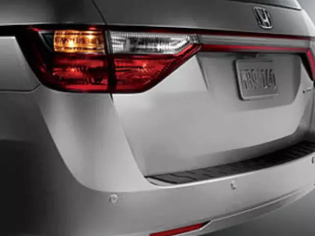 8V67TK81E0K - Audio/Video: Back Up Sensor - Lunar Silver Metallic for Honda: Odyssey Image