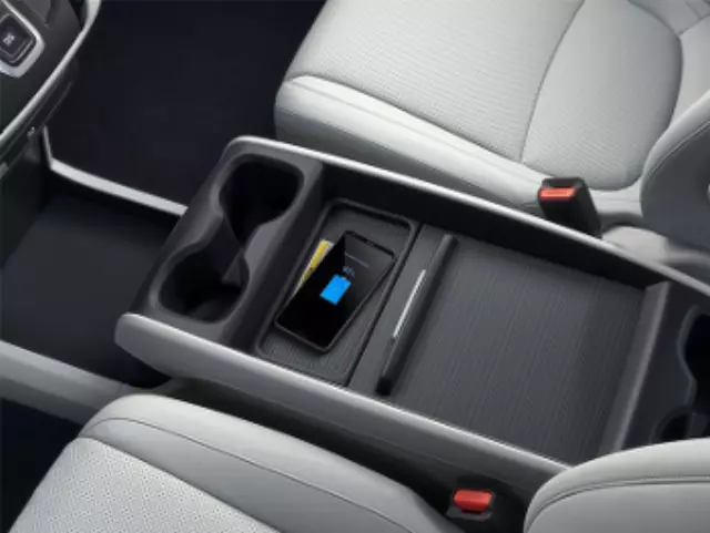 8U58THR100 - Electronics: Wireless Charging Pad for Honda: Odyssey Image