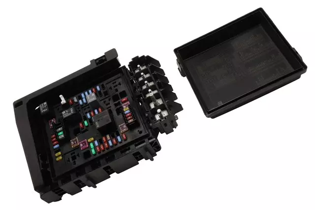 Engine Wiring Harness Junction Block - GM (84572690)