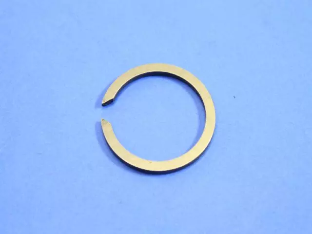 5099218AA - NSG370; 6-Speed; Manual Transmission: Snap Ring for Chrysler: Crossfire | Dodge: Nitro | Jeep: Liberty, Wrangler, Wrangler JK Image