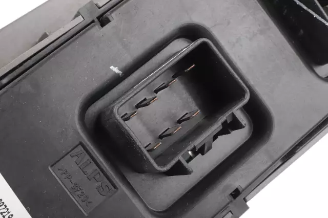 Switch Bezel - GM (25993399)