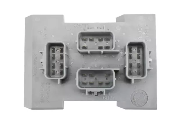 15304995 - Electrical: Junction Block for Cadillac: Escalade | Chevrolet: Silverado 1500, Silverado 1500 Classic, Silverado 1500 HD, Silverado 1500 HD Classic, Silverado 2500, Silverado 2500 HD, Silverado 2500 HD Classic, Silverado 3500, Silverado 3500 Classic, Silverado 3500 HD, Tahoe | GMC: Sierra 1500, Sierra 1500 Classic, Sierra 1500 HD, Sierra 1500 HD Classic, Sierra 2500, Sierra 2500 HD, Sierra 2500 HD Classic, Sierra 3500, Sierra 3500 Classic, Sierra 3500 HD, Yukon | Hummer: H2 Image