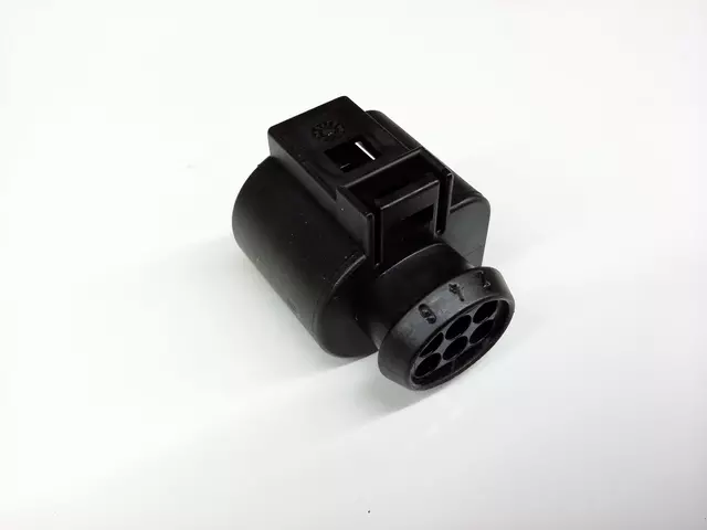 Housing - Audi (1J0-973-713)