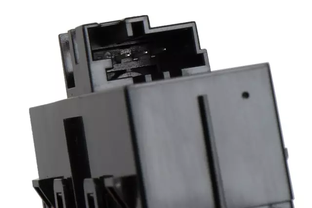 84124320 - : Jet Black Instrument Panel Airbag Arming Status Display for Buick: Encore GX | Chevrolet: Camaro, Cruze Image