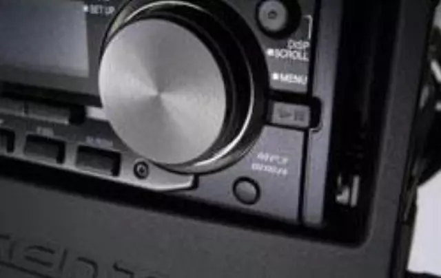 Kenwood MP3 Player (Black Face) - Hyundai (00271-84000)