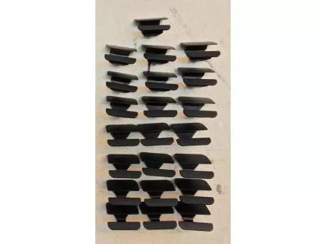 Insulator Retainer Clip - Ford (W709688-S300)