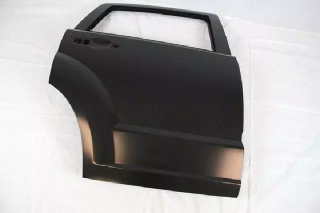 Rear Door, Right - Mopar (05074162AI)