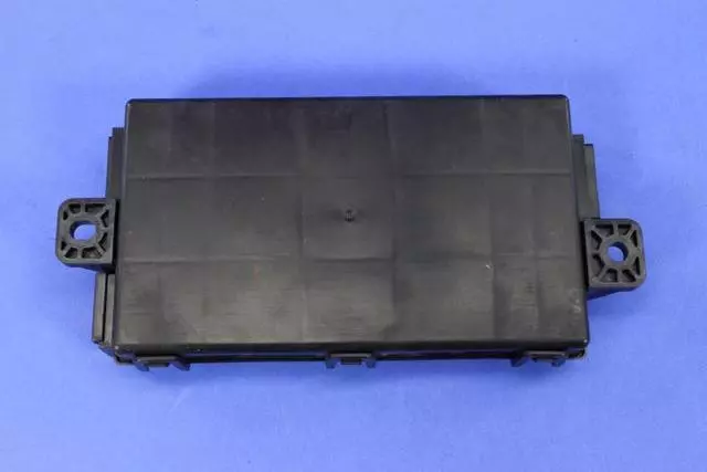 Hub Receiver - Mopar (5026794AH)