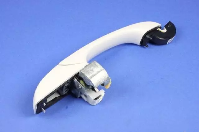 Exterior Door Handle, Left - Mopar (1kr97sw1ab)