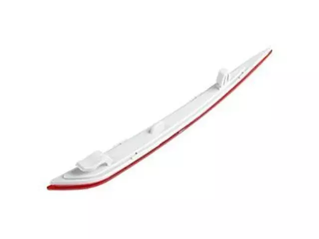 Reflector - Ford (DS7Z-13A565-J)