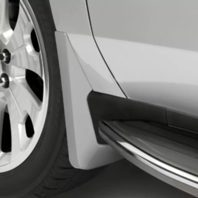 22922765 - Body: Mud Guard for Cadillac: Escalade ESV | Chevrolet: Suburban | GMC: Yukon XL Image