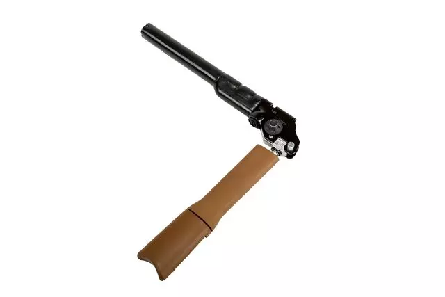 Driver Seat Belt Tensioner - GM (19329228)