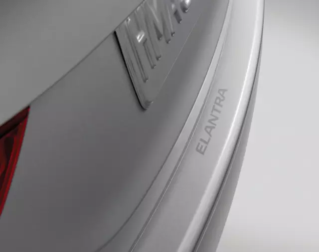 3X031ADU00 - : Rear Bumper Applique for Hyundai: Elantra Image
