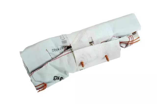 Passenger Seat Outboard Seat Back Airbag - GM (23425292)