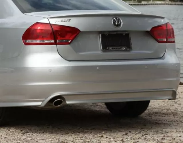 561054630 - Exterior: Park Distance Control for Volkswagen: Passat Image