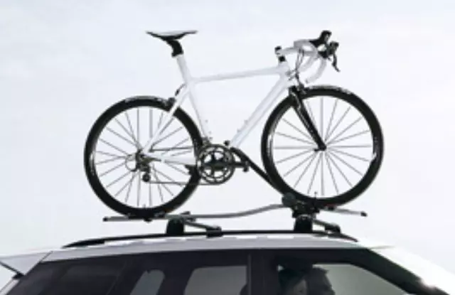 VPLZR0186 - Hauling: Roof Mounted Bike Carrier - Wheel Mounted for Land-Rover Image