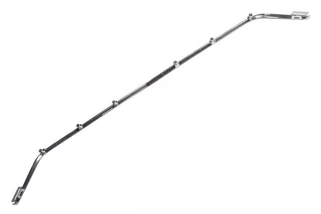Front Grille Opening Bezel - GM (84636622)