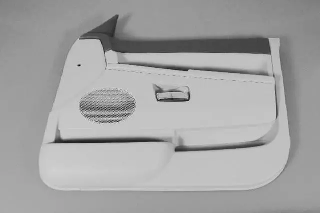 1EH121D5AA - Interior Trim: Front Door Trim Panel, Right for Jeep: Grand Cherokee Image