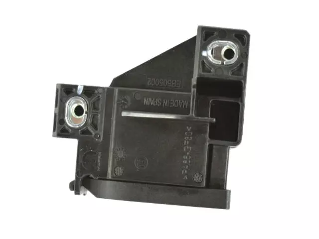Radiator Support Bracket - Mopar (68260338AA)