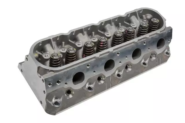 12675872 - : Cylinder Head for GM Image