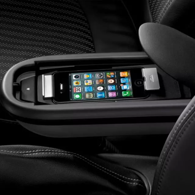 84212218391 - Audio/Video: Snap-In Adapter For Apple Iphone 3GS for Mini Image