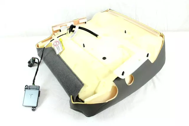 Siège Avant Coussin, Côté Droit - Mopar (0ZA361D5AA)