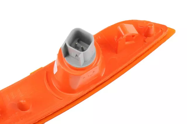 2013-2017 Cadillac XTS - Front Passenger Side Marker Lamp - GM (20874072)