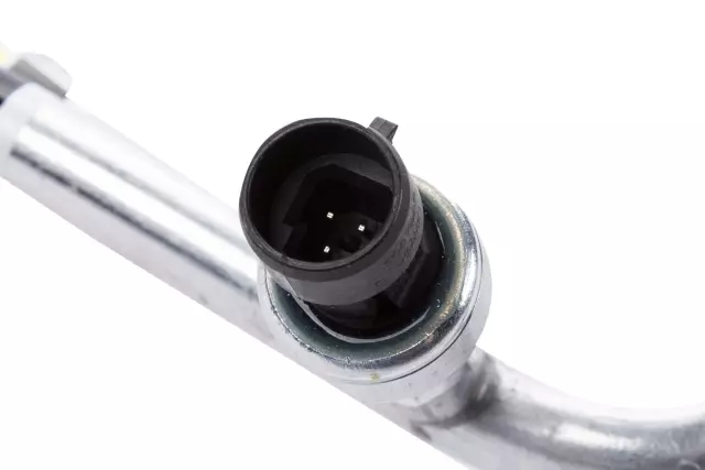 23369104 - HVAC: Front AC Hose for Chevrolet: Silverado 2500 HD, Silverado 3500 HD | GMC: Sierra 2500 HD, Sierra 3500 HD Image