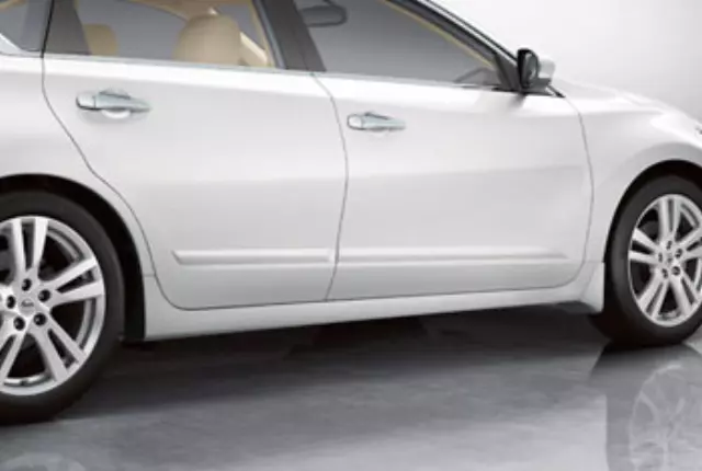 999G2UZ1KBC2 - Exterior: Body Side Moldings, Passenger Side for Nissan Image