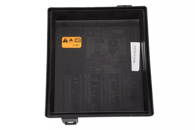 Engine Wiring Harness Fuse Block Cover - GM (85140160)