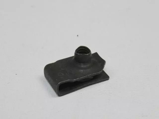 U - NUT 06101308 - Mopar (6101308)
