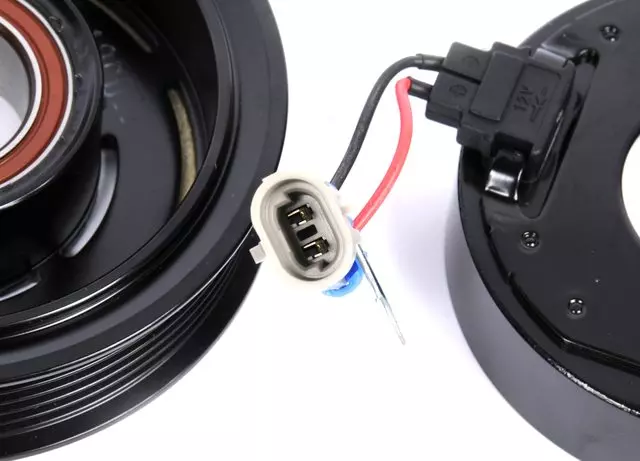 95016509 - HVAC: Clutch &amp; Pulley for Chevrolet: Sonic Image