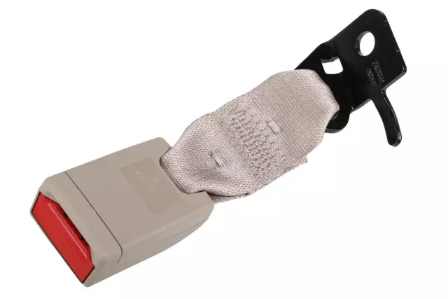 19331764 - Electrical: Buckle for Buick: LaCrosse, Regal | Chevrolet: Malibu, Malibu Limited Image