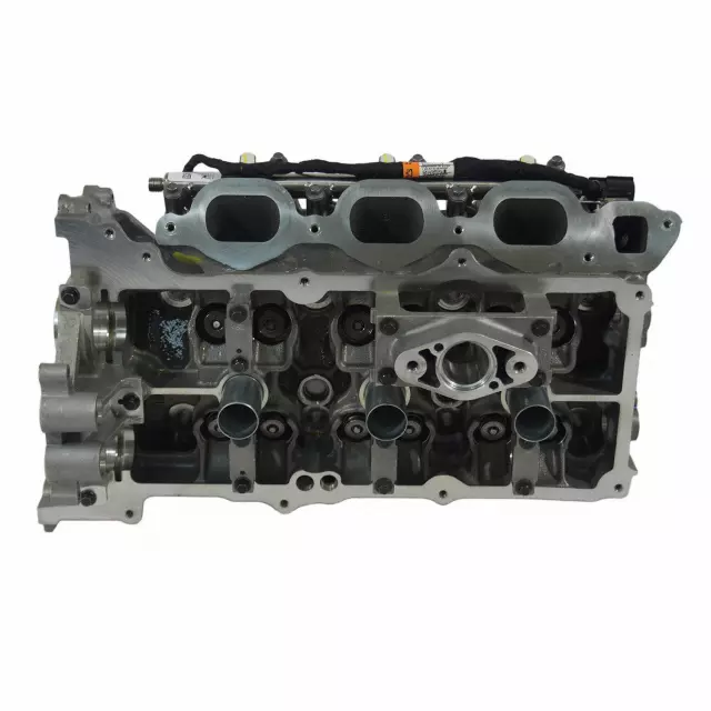 Cylinder Head - Ford (PK4Z6049A)