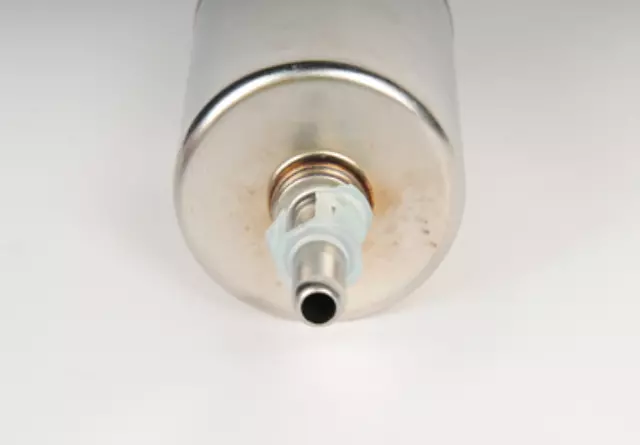 25319686 - Fuel System: Fuel Filter for Saturn: L100, L200, L300, LS, LS1, LS2, LW1, LW2, LW200, LW300 Image image