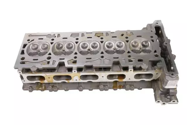 19206642 - : Engine Cylinder Head for GM Image