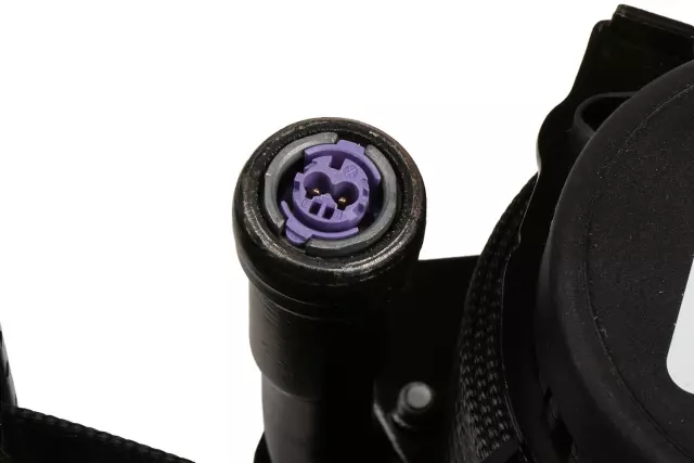 84572165 - : Part# 84572165 Retractor Kit for Chevrolet: Blazer Image