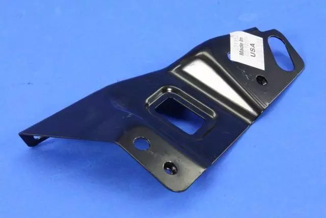 Fender Mounting Front Bracket, Right - Mopar (68070518AA)