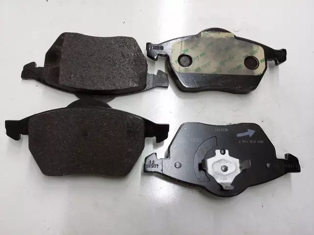 8D0698151C - Brakes: Brake Pads for Volkswagen: Passat Image