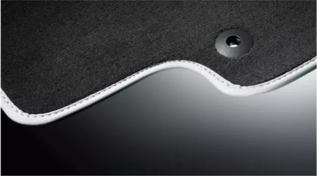 31470340 - Interior: 2012-2014 Volvo XC90 - Floor Mats for Volvo: XC90 Image